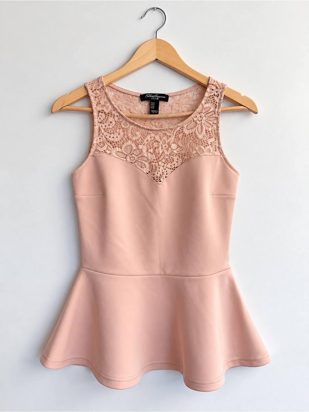 Streetwear Society Blush Pink Lace Peplum Top – Size Medium